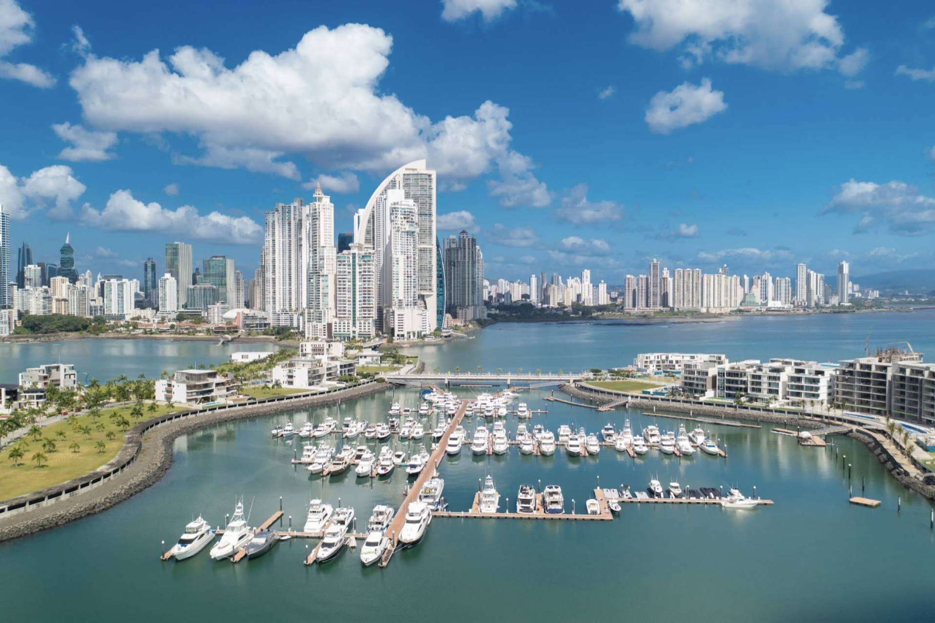 Ocean Reef Islands, luxury real estate projects in Panama