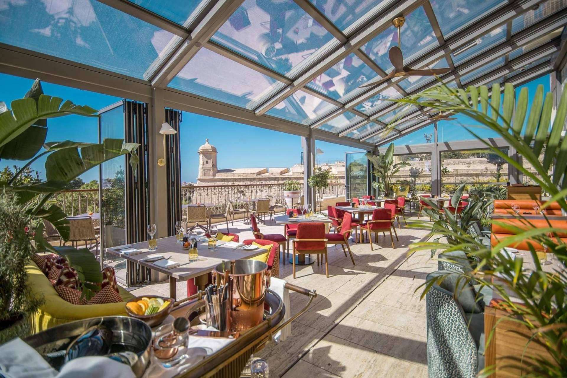 Airclos creates an adaptable and elegant space for Contessa restaurant in Malta