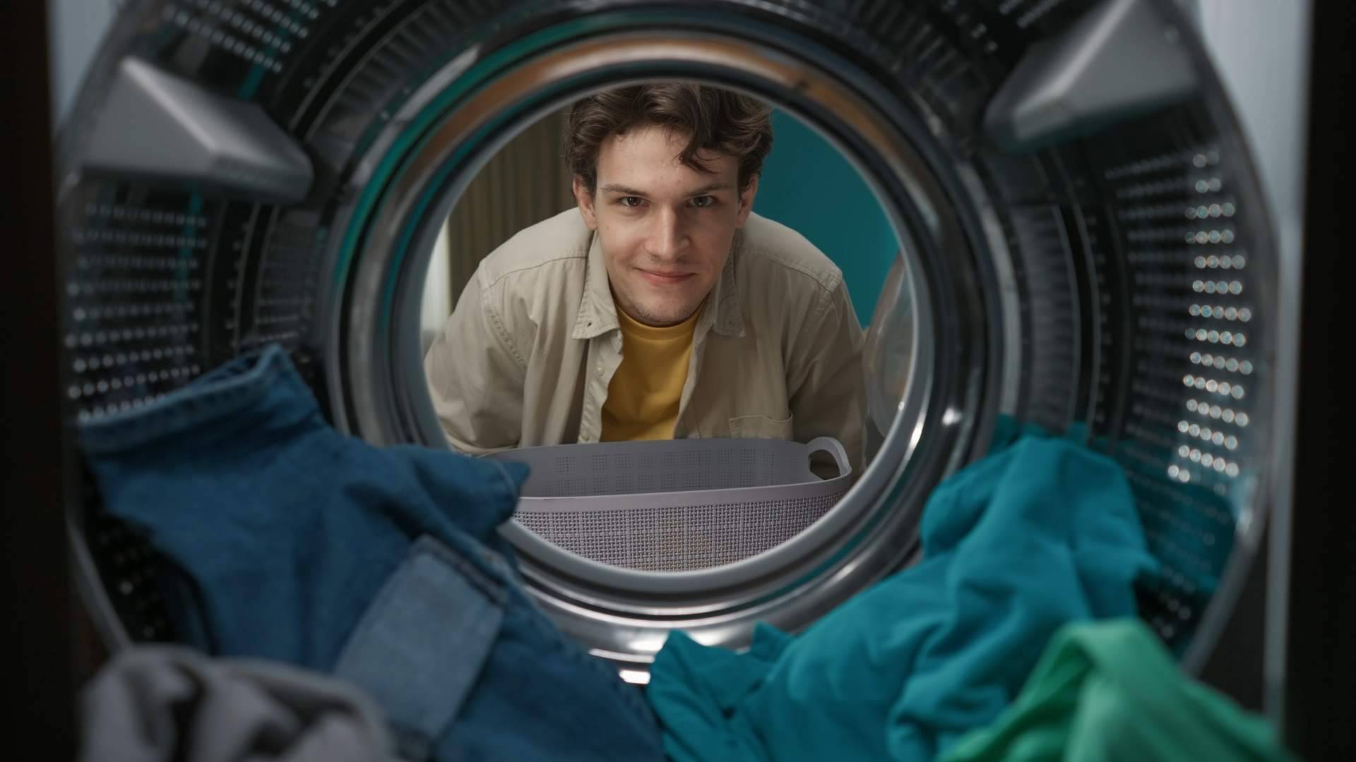 Industrial and self-service laundry; the strategic impact of professional equipment on business growth